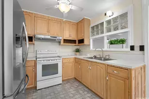 1624 Ala Makani Pl, Honolulu, HI 96819 - Photo 3