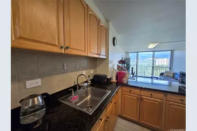 949 Ala Nanala Street #1303, Honolulu, HI 96818 - Photo 5