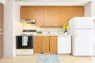 1655 Makaloa St, Honolulu, HI 96814 - Photo 7