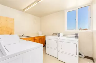 1655 Makaloa St, Honolulu, HI 96814 - Photo 21