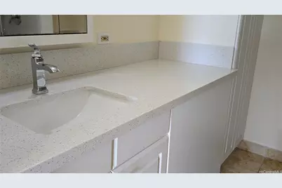 1655 Makaloa Street #1308, Honolulu, HI 96814 - Photo 5