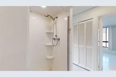 320 Liliuokalani Avenue #903, Honolulu, HI 96815 - Photo 15
