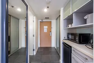 410 Atkinson Dr, Honolulu, HI 96814 - Photo 11