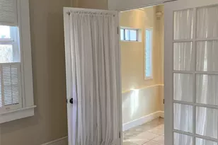 2142 Wilder Ave, Honolulu, HI 96822 - Photo 5