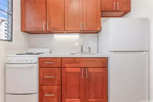 747 Amana St, Honolulu, HI 96814 - Photo 11