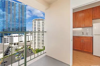 747 Amana Street #1216, Honolulu, HI 96814 - Photo 9