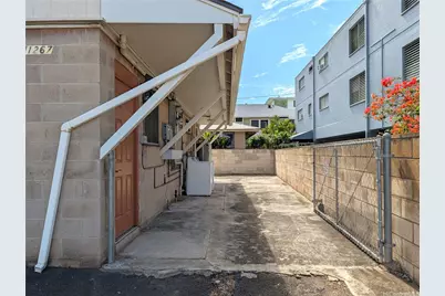 1267 Rycroft Street, Honolulu, HI 96814 - Photo 17