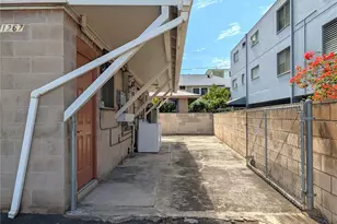 1267 Rycroft St, Honolulu, HI 96814 - Photo 17