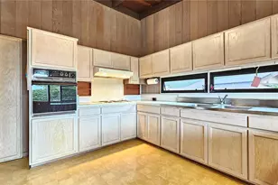 3537 Kumuwai Pl, Honolulu, HI 96822 - Photo 11