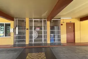 303 Liliuokalani Ave, Honolulu, HI 96815 - Photo 25