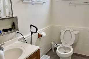 418 Dayton Ln, Honolulu, HI 96817 - Photo 15