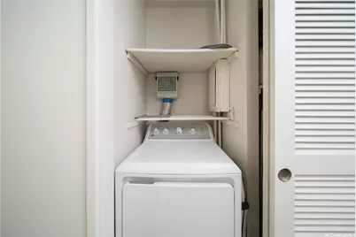 1400 Pensacola Street #102, Honolulu, HI 96822 - Photo 13