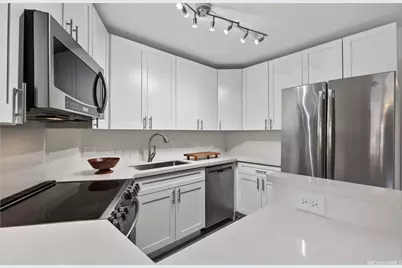 1860 Ala Moana Boulevard #700, Honolulu, HI 96815 - Photo 17