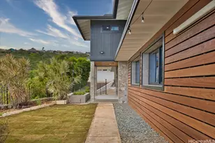 5333 Puahia Pl, Honolulu, HI 96821 - Photo 25