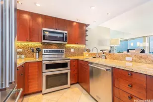 1765 Ala Moana Blvd, Honolulu, HI 96815 - Photo 11