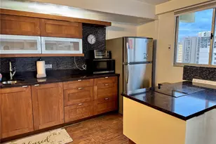 2440 Kuhio Ave, Honolulu, HI 96815 - Photo 3