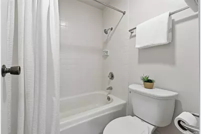 55 S Kukui Street #D2412, Honolulu, HI 96813 - Photo 13