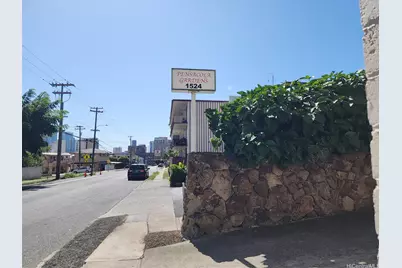 1524 Pensacola Street #210, Honolulu, HI 96822 - Photo 1