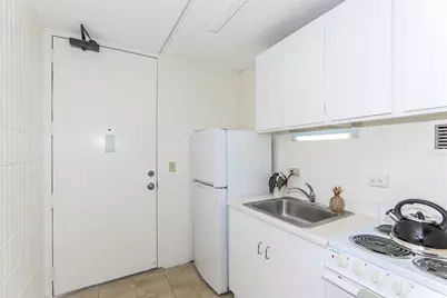 1524 Pensacola Street #210, Honolulu, HI 96822 - Photo 3
