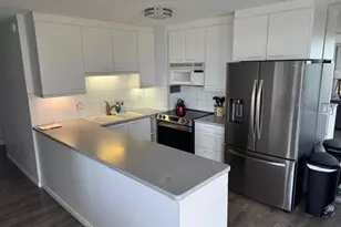 2115 Ala Wai Blvd, Honolulu, HI 96815 - Photo 1