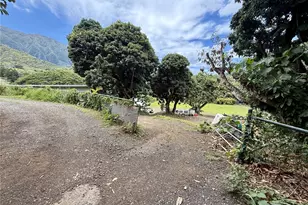 47-351 Waihee Rd, Kaneohe, HI 96744 - Photo 7