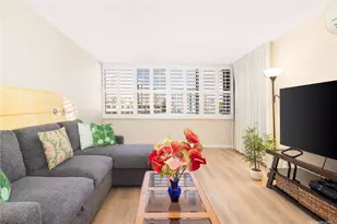 2752 Kaaha St, Honolulu, HI 96826 - Photo 1