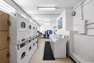 445 Kaiolu St, Honolulu, HI 96815 - Photo 25