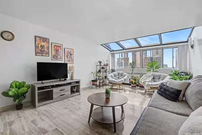 500 University Avenue #904, Honolulu, HI 96826 - Photo 1