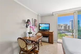 2045 Kalakaua Ave, Honolulu, HI 96815 - Photo 7