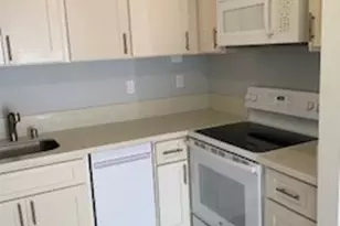 430 Keoniana St, Honolulu, HI 96815 - Photo 11