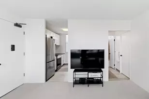 1122 Elm St, Honolulu, HI 96814 - Photo 5