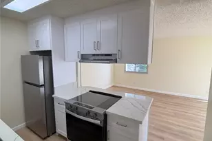 2740 Kuilei St, Honolulu, HI 96826 - Photo 5