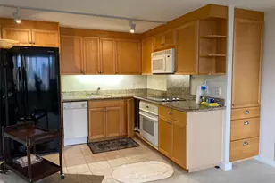 343 Hobron Ln, Honolulu, HI 96815 - Photo 15