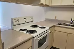 1054 Green St, Honolulu, HI 96822 - Photo 13