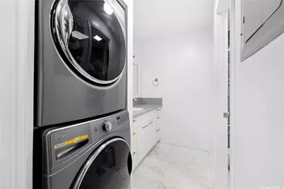 2240 Kuhio Avenue #3201, Honolulu, HI 96815 - Photo 11