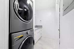 2240 Kuhio Ave, Honolulu, HI 96815 - Photo 11