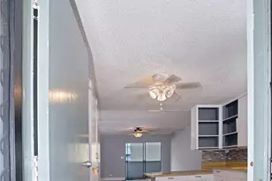 3111 Pualei Cir, Honolulu, HI 96815 - Photo 3