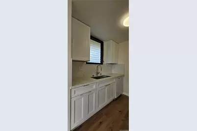 1561 Pensacola Street #1706, Honolulu, HI 96822 - Photo 5