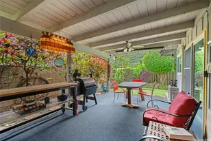 702 Hahaione St, Honolulu, HI 96825 - Photo 17