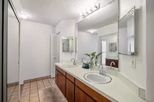 1447 Kewalo St, Honolulu, HI 96822 - Photo 17