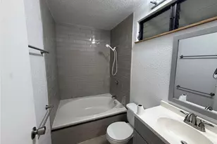 98-1772 Kaahumanu St, Pearl City, HI 96782 - Photo 17