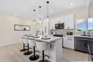 1364 Frank Streets, Honolulu, HI 96816 - Photo 3