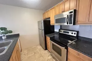 60 N Beretania St, Honolulu, HI 96813 - Photo 1