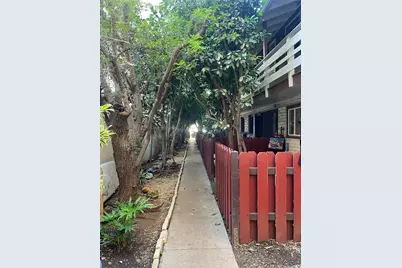 423 Kaiolu Street #203, Honolulu, HI 96815 - Photo 9