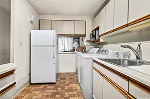 780 Amana St, Honolulu, HI 96814 - Photo 5