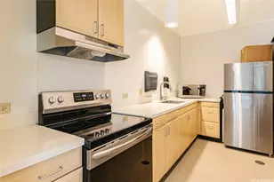 1717 Mott Smith Dr, Honolulu, HI 96822 - Photo 17