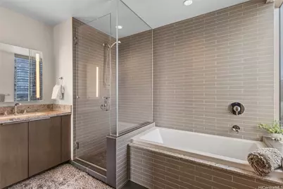 1001 Queen Street #1612, Honolulu, HI 96814 - Photo 9