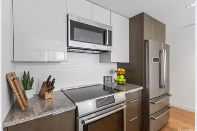 1001 Queen Street #1612, Honolulu, HI 96814 - Photo 13