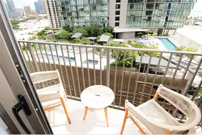 987 Queen Street #1208, Honolulu, HI 96814 - Photo 3