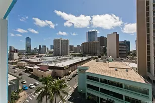 1560 Kanunu St, Honolulu, HI 96814 - Photo 9